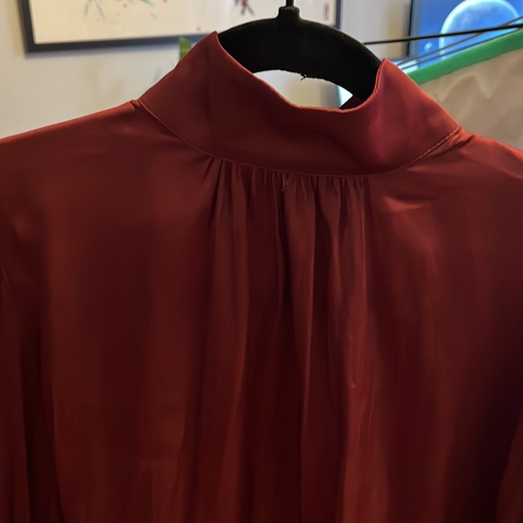 Zara backless satin blouse size XS - Picture 2 of 8
